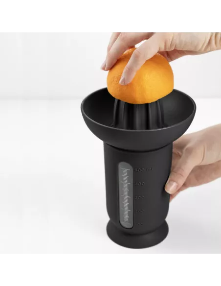 Spremiagrumi Ufo Con Caraffa QB Colore Carbon Black
