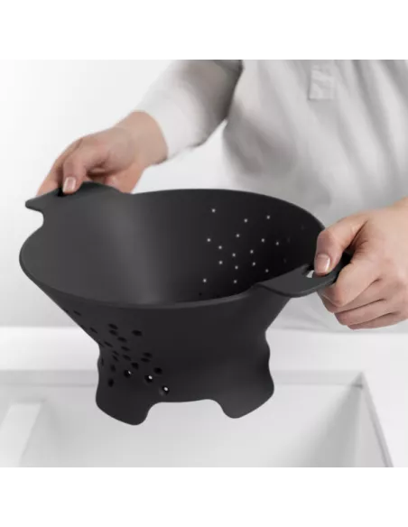 Scolapasta Cosmo M Colore Carbon Black