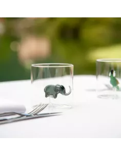 Bicchiere In Vetro Borosilicato Con Soggetto Elefante In Vetro Colorato All'interno 2