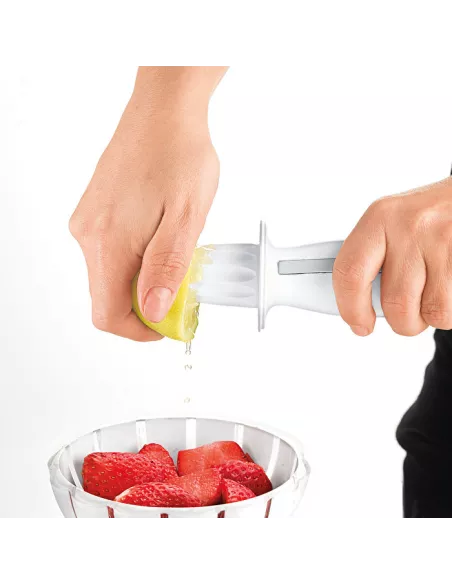 Spremilimoni Con Grattugia Buccia Squeeze&Grate My Kitchen Grigio Opaco  - 29940033  - Guzzini  - Utensili e Mestoli